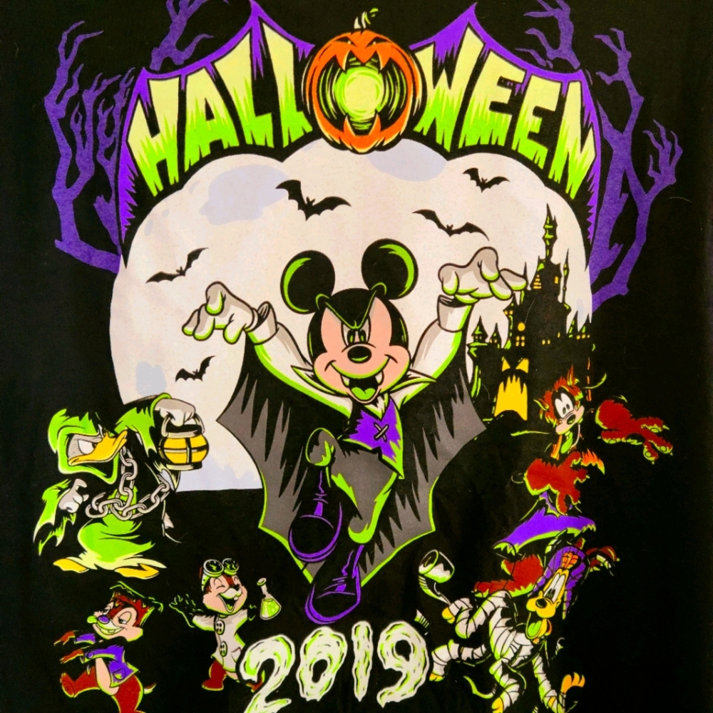 Disney Halloween Mickey Tee Glow in Dark 2019 New